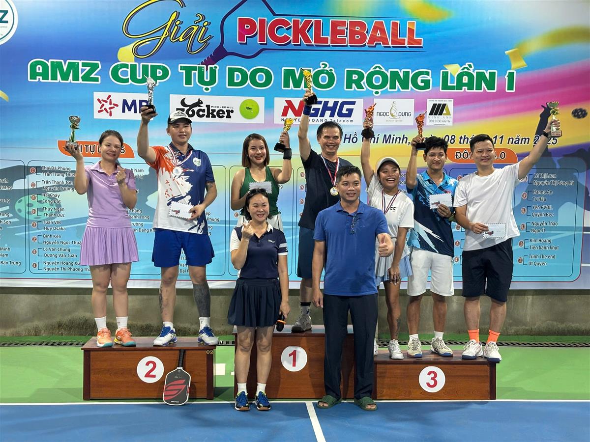Lễ trao giải AMZ Cup lần 1